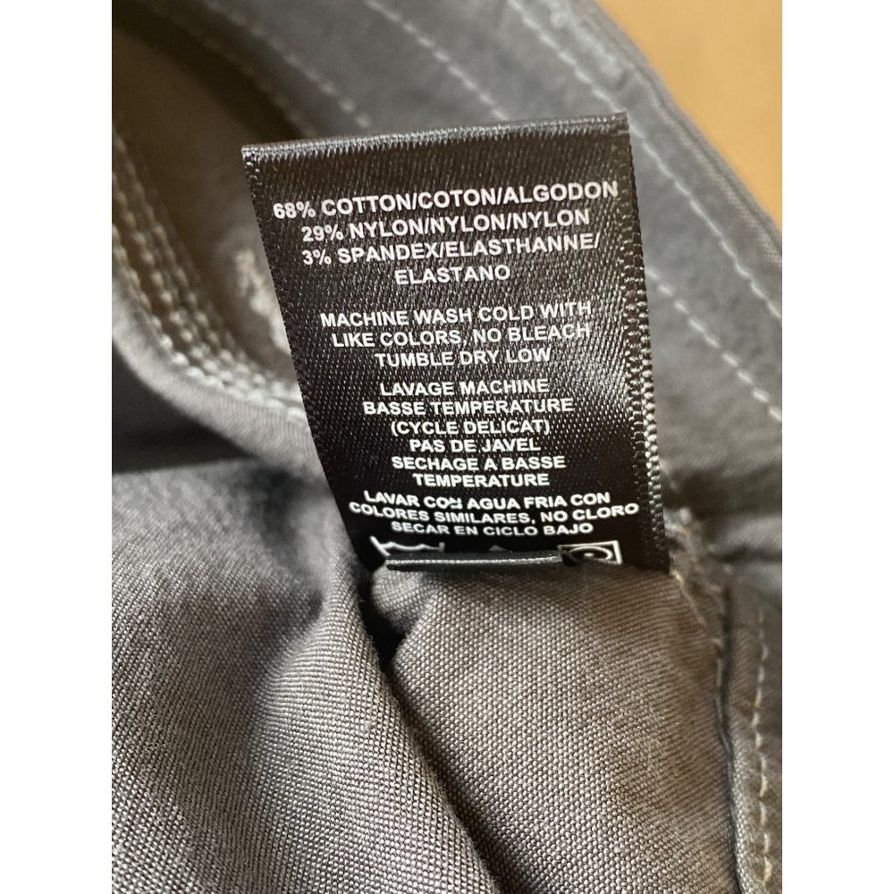 NWT Kuhl Splash 11” Inseam Cargo Shorts Carbon Gray Women’s 14 UPF 50 Hiking - Picture 9 of 12